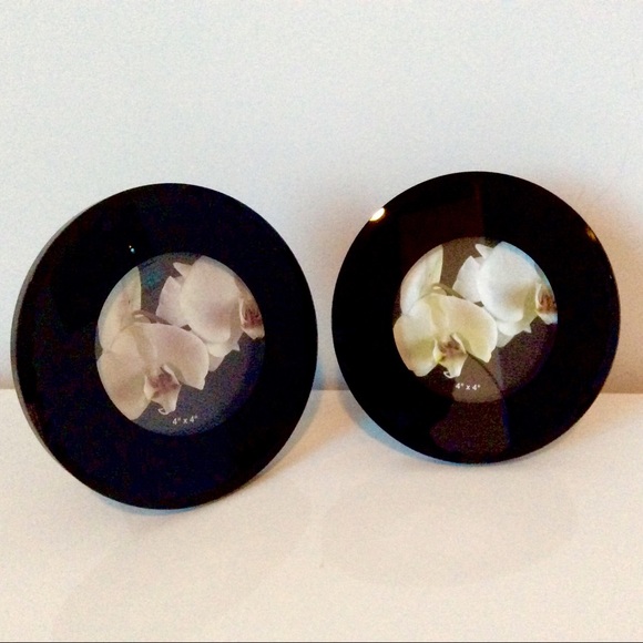 NWOT Set of 2 High Gloss Black Picture Frames - Picture 7 of 7